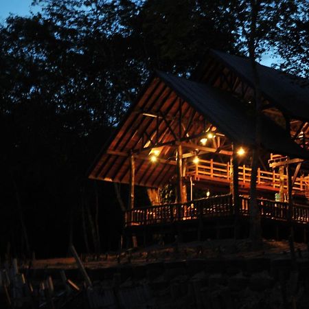Borneo Natural Sukau Bilit Resort Bagian luar foto