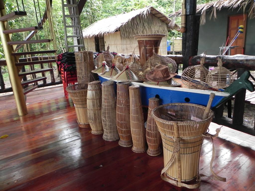 Borneo Natural Sukau Bilit Resort Bagian luar foto
