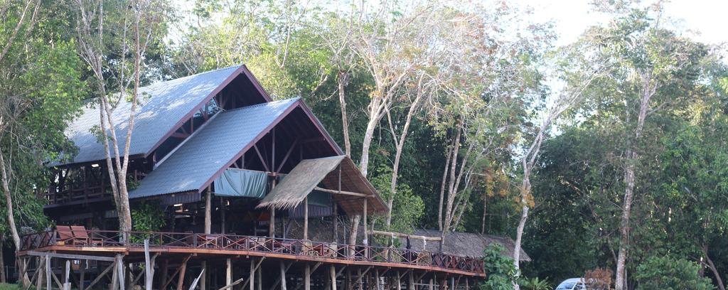 Borneo Natural Sukau Bilit Resort Bagian luar foto
